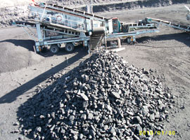 移動破碎站在露天煤礦開采現(xiàn)場